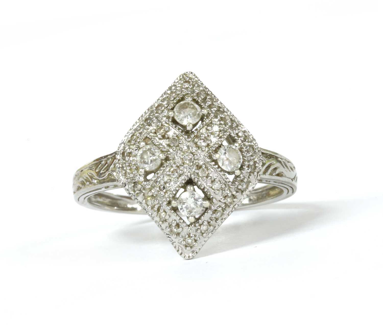 Lot 119 - A 9ct white gold diamond set cluster ring