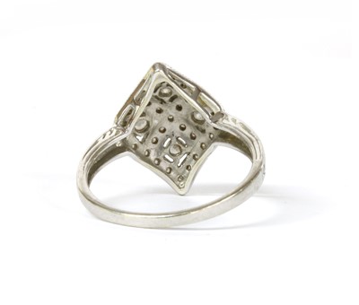 Lot 119 - A 9ct white gold diamond set cluster ring