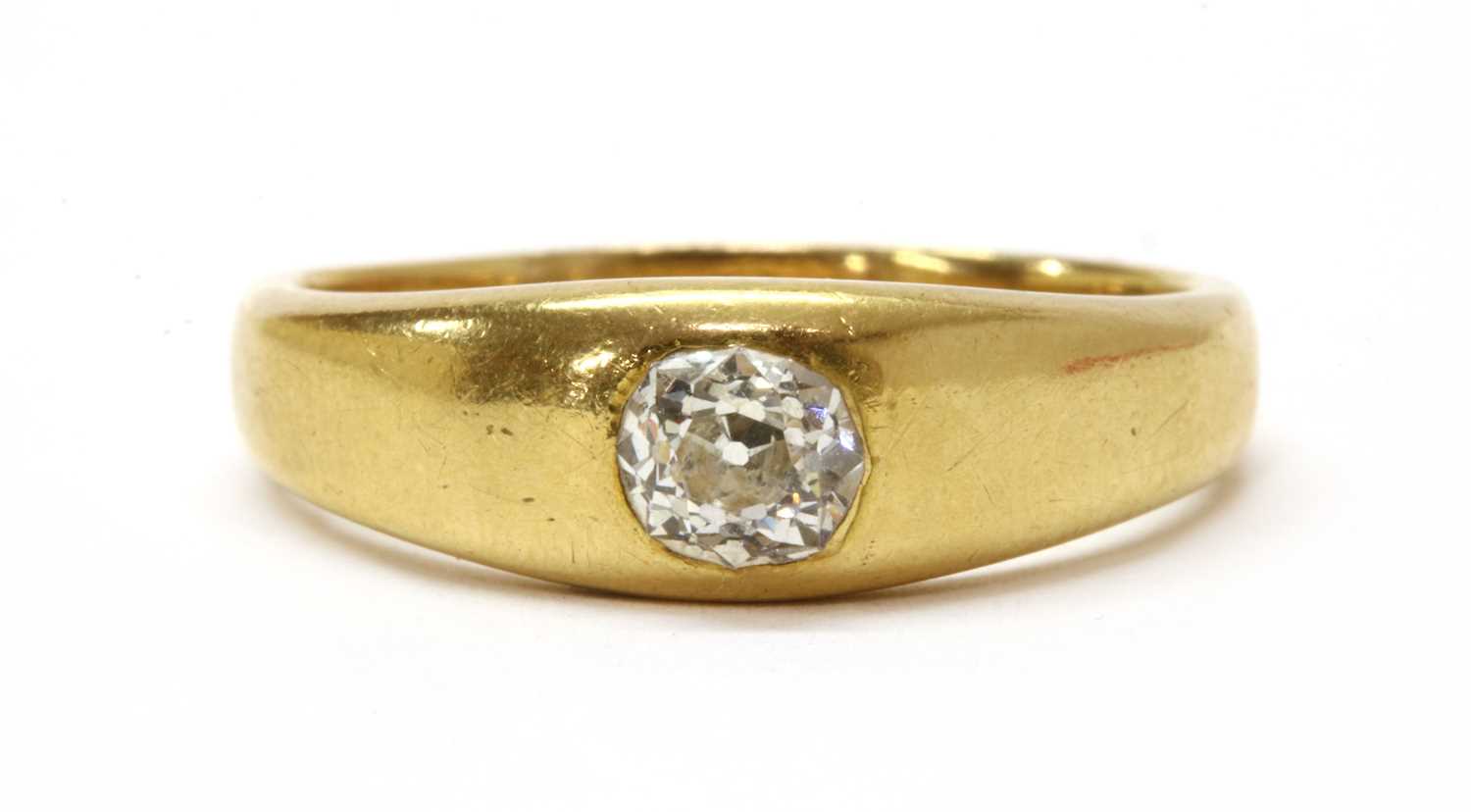 Lot 1 - A gold single stone diamond ring