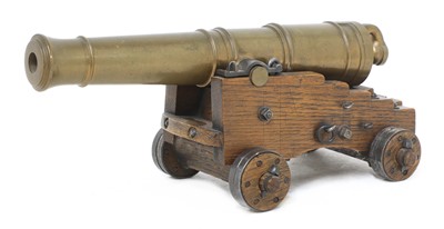 Lot 724 - A model of an early 19th century 18lb garrison cannon