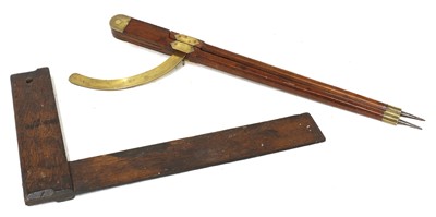 Lot 133 - A Shipwrights mahogany and brass mounted dividers