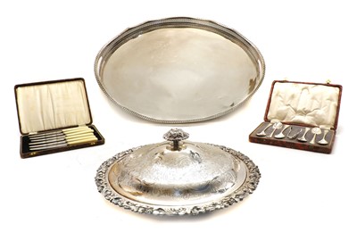 Lot 29 - A collection of mixed silver plated wares