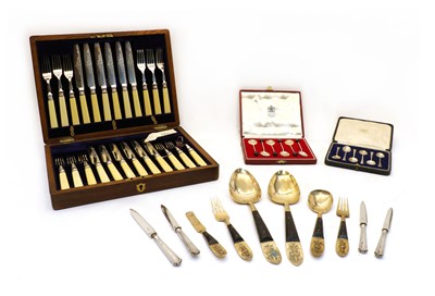 Lot 465 - A collection of silver and silver plated flatware