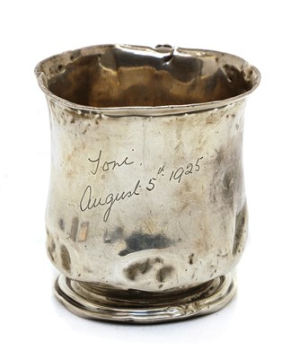 Lot 106 - A collection of silver items