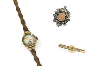 Lot 1417 - A ladies' 9ct gold Cyma mechanical bracelet watch