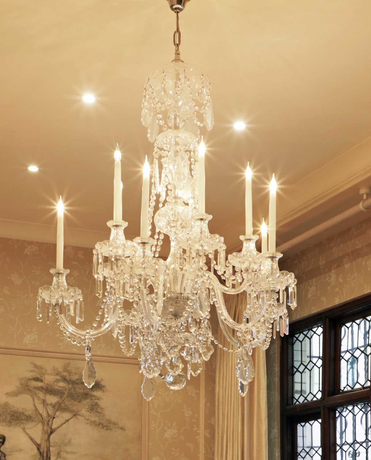 Lot 19 - A George III-style cut-glass ten-light chandelier