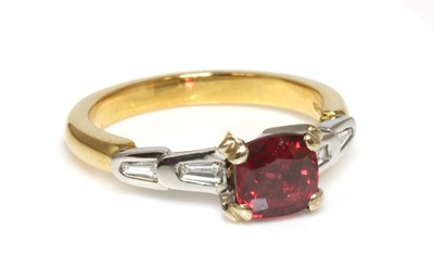 Lot 321 - A two colour gold single stone red spinel ring
