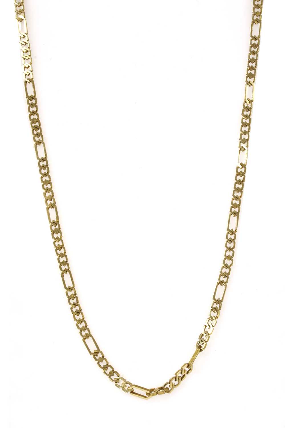 Lot 91 - A gold chain
