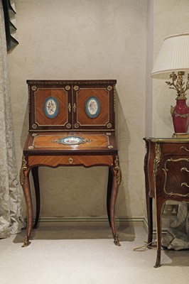 Lot 395 - A French Louis XV-style kingwood and gilt-metal mounted bureau de dame