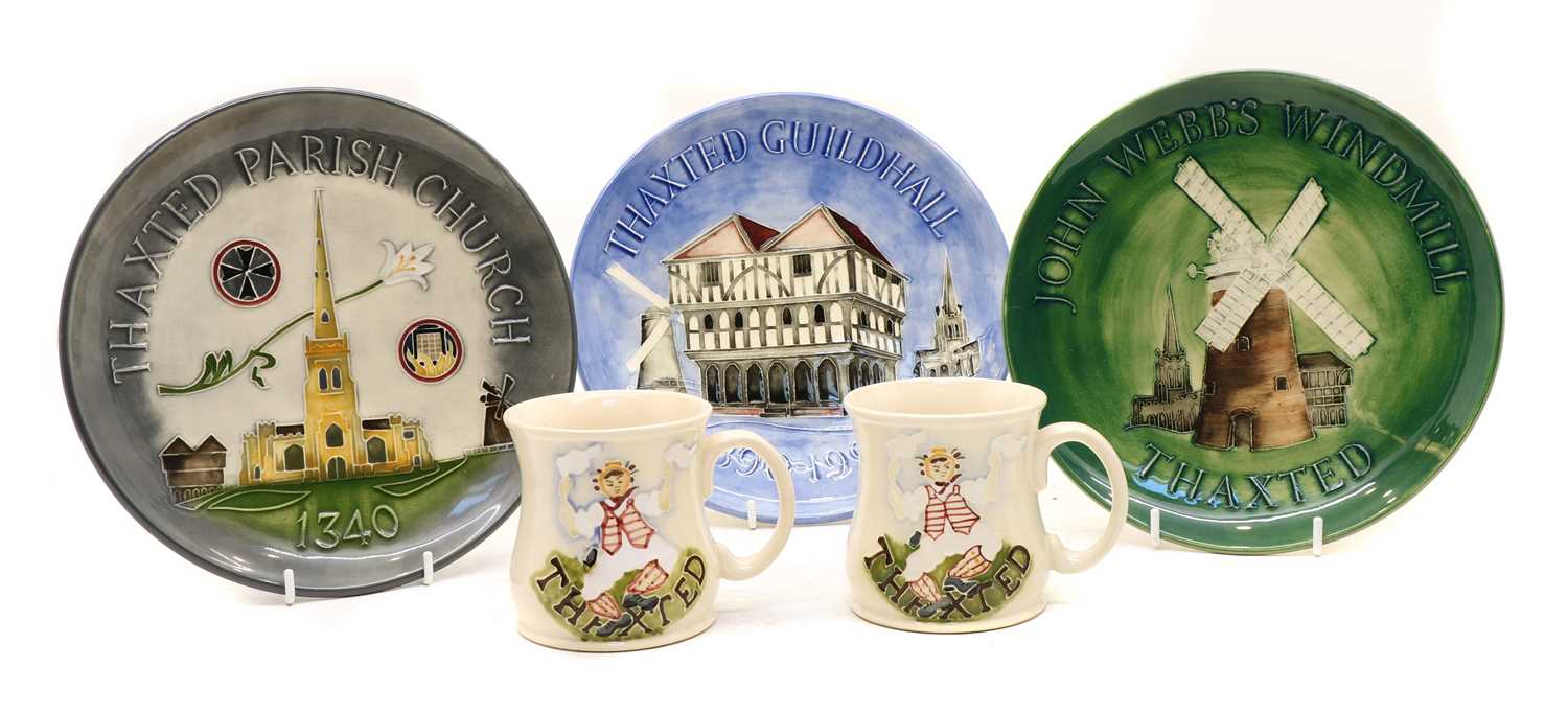 Lot 427 - A collection of Moorcroft Thaxted pattern ceramics