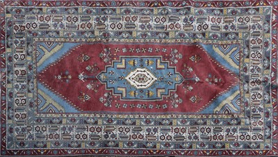 Lot 431 - A Persian Qashqai rug