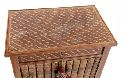 Lot 34 - A pair of parquetry inlaid night tables