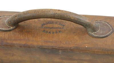 Lot 79 - A vintage leather gun carrying case