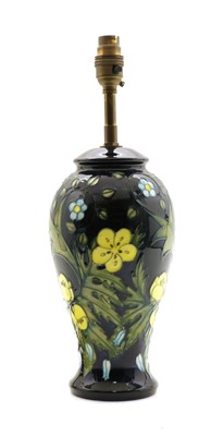 Lot 170 - A Moorcroft buttercup pattern table lamp