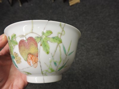 Lot 134 - A Chinese famille rose 'balsam pear' bowl