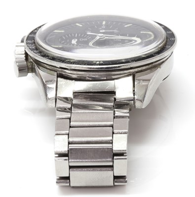 Lot 475 - A gentlemen's stainless steel Omega 'Speedmaster Moon' chronograph mechanical watch, c.1966-1967
