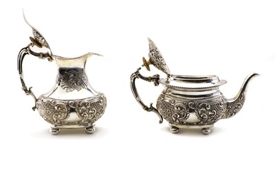 Lot 2 - A Victorian silver teapot