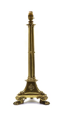 Lot 248 - A brass cluster column electric table lamp