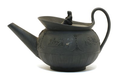 Lot 114 - A Wedgwood black basalt teapot and cover