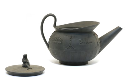 Lot 114 - A Wedgwood black basalt teapot and cover