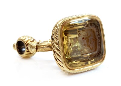 Lot 50 - A gold mounted citrine seal, c.1820