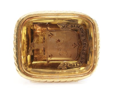 Lot 50 - A gold mounted citrine seal, c.1820