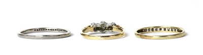 Lot 189 - Three diamond set rings