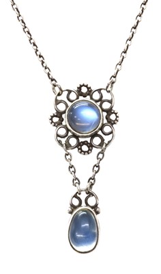 Lot 76 - An Arts & Crafts moonstone necklace