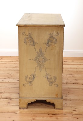 Lot 139 - A painted chest of drawers