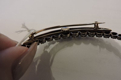 Lot 33 - A Victorian diamond crescent brooch or hair ornament