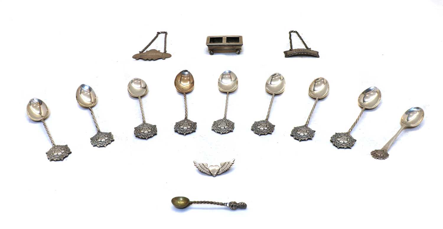 Lot 27 - Silver items