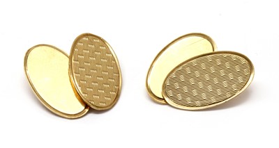 Lot 1482 - A pair of cased 9ct gold chain link cufflinks