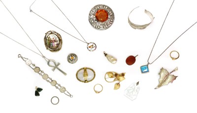 Lot 1466 - A quantity of jewellery