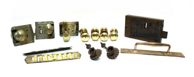 Lot 273 - Two boxes of brass fittings