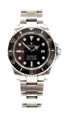 Lot 489 - A gentlemen's stainless steel Rolex 'Oyster Perpetual Sea Dweller' automatic bracelet watch, c.2015