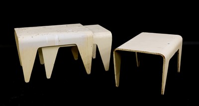 Lot 252 - A nest of three painted bent plywood tables