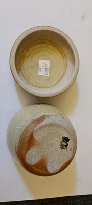 Lot 82 - Three stoneware items, Jim Malone (b.1946)