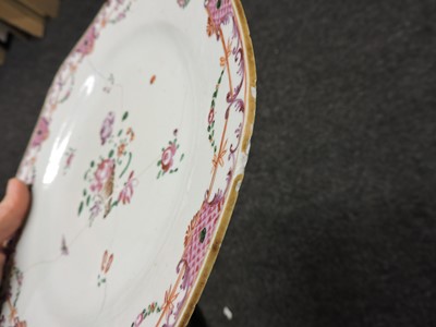 Lot 109 - A collection of Chinese porcelain