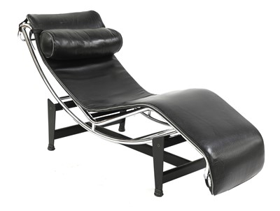 Lot 331 - An 'LC4' chaise longue