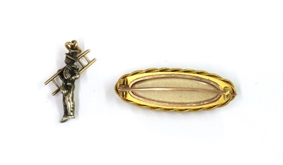 Lot 1024 - A Victorian gold onyx and split pearl brooch