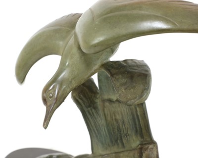 Lot 225 - An Art Deco cold-painted spelter seagull centrepiece