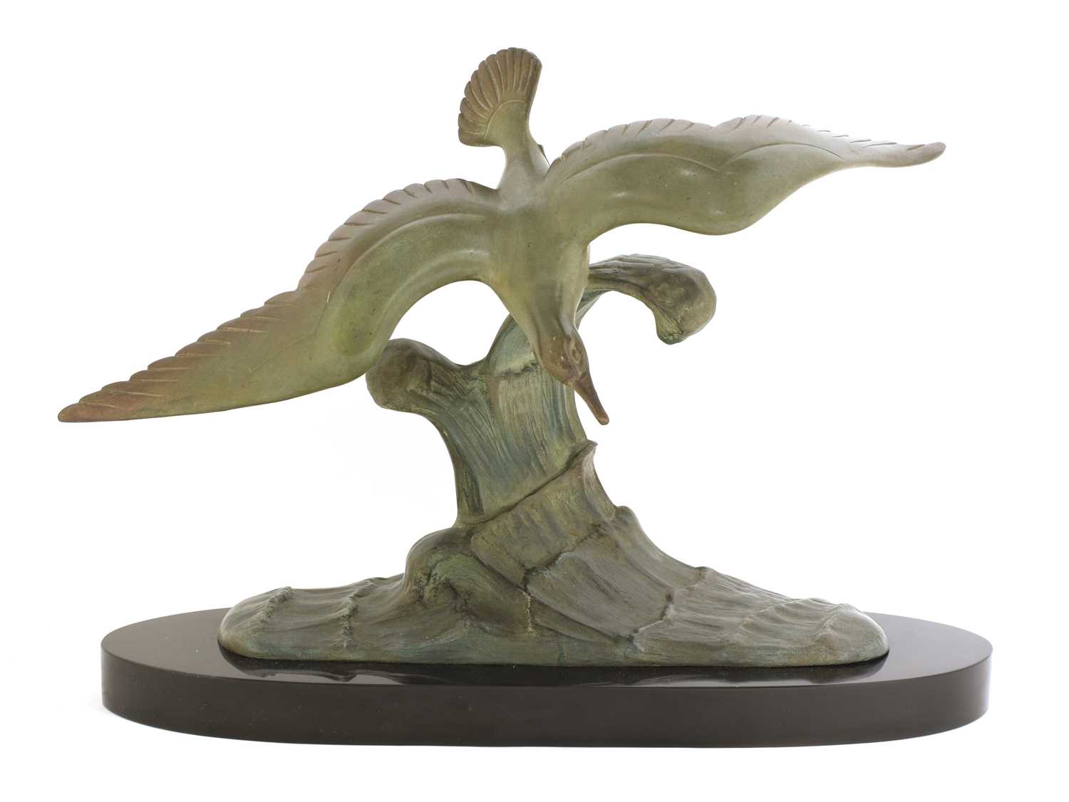 Lot 225 - An Art Deco cold-painted spelter seagull centrepiece