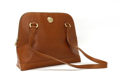 Lot 545 - A Chloe tan leather shoulder bag