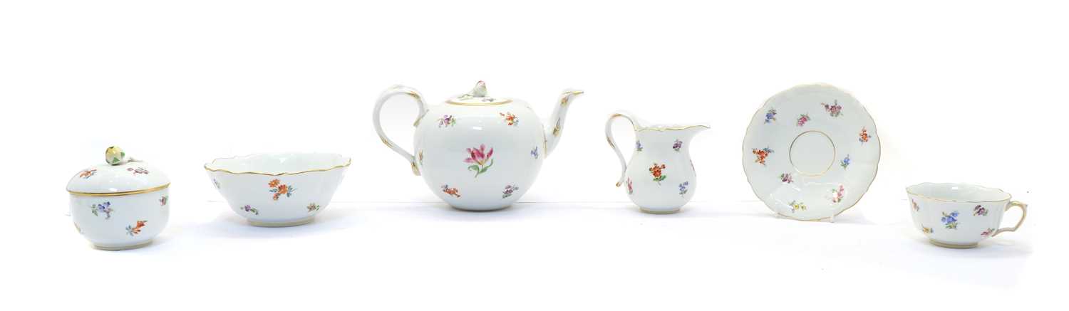 Lot 130 - A Meissen style porcelain tea set
