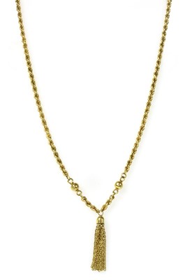 Lot 1127 - A 9ct gold tassel necklace