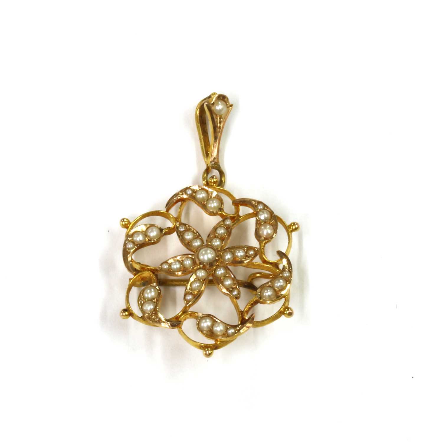 Lot 1034 - A gold split pearl pendant/brooch