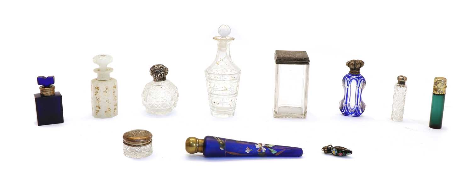 Lot 50 - A collection of scent bottles