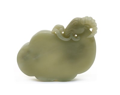 Lot 93 - A Chinese jade brush washer