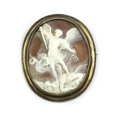 Lot 1042 - A Victorian silver gilt mounted shell cameo brooch