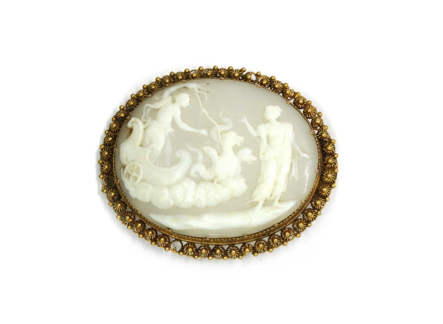 Lot 1043 - A Regency gold mounted shell cameo brooch